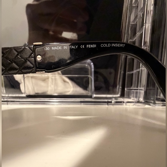 Fendi FS445 Black Quilted Sunglasses - Picture 6 of 9